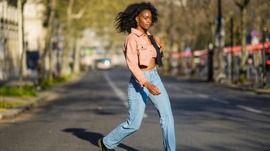 What To Wear With Light Wash Jeans
